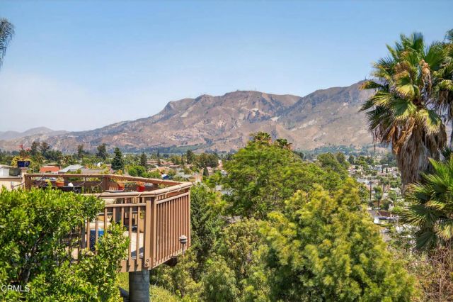 535 Ridgecrest Drive, Santa Paula, CA 93060