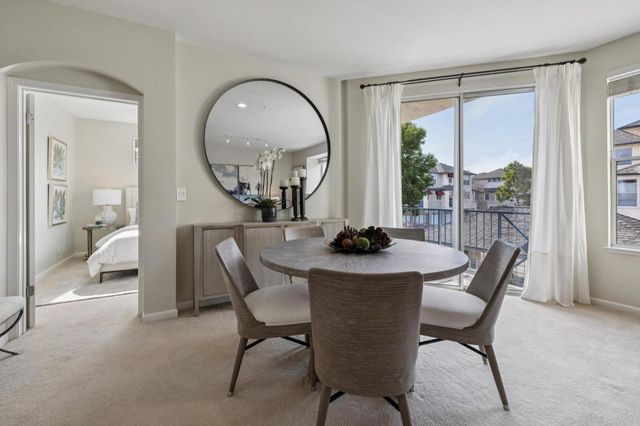 100 Baltic Circle 128, Redwood City, CA 94065