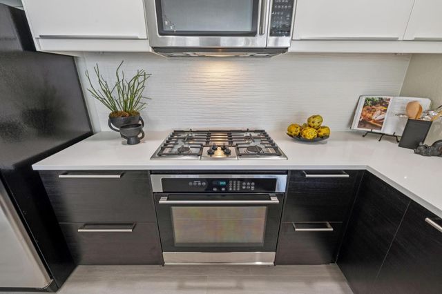 100 Baltic Circle 128, Redwood City, CA 94065