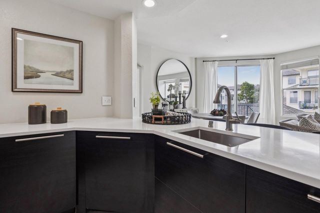 100 Baltic Circle 128, Redwood City, CA 94065