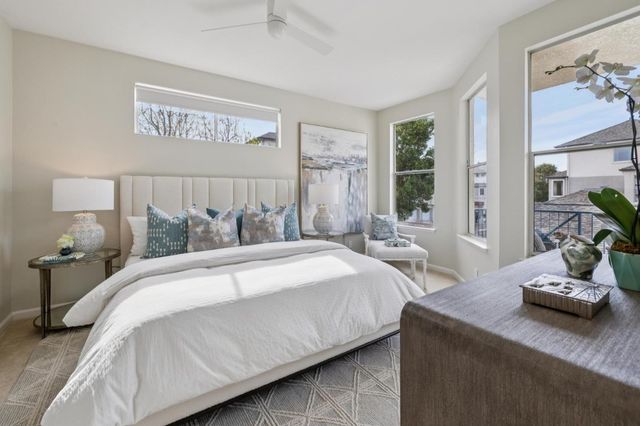 100 Baltic Circle 128, Redwood City, CA 94065