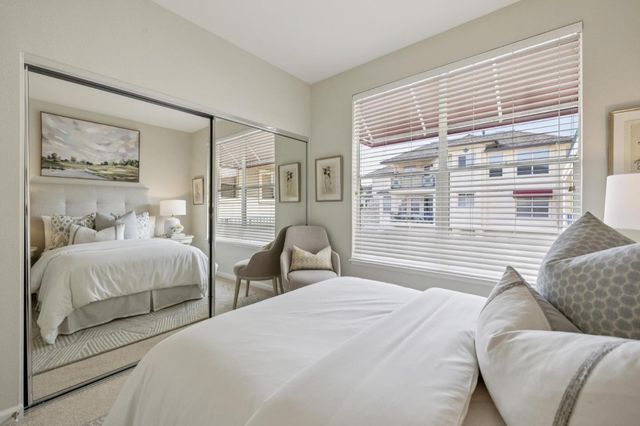 100 Baltic Circle 128, Redwood City, CA 94065