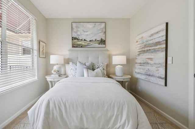 100 Baltic Circle 128, Redwood City, CA 94065