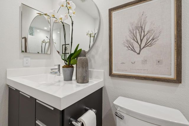 100 Baltic Circle 128, Redwood City, CA 94065