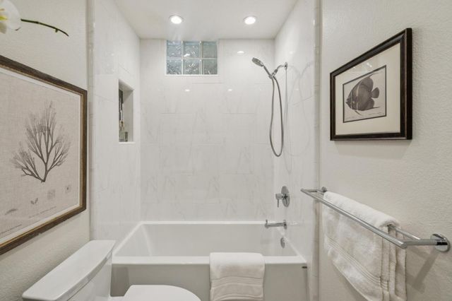 100 Baltic Circle 128, Redwood City, CA 94065