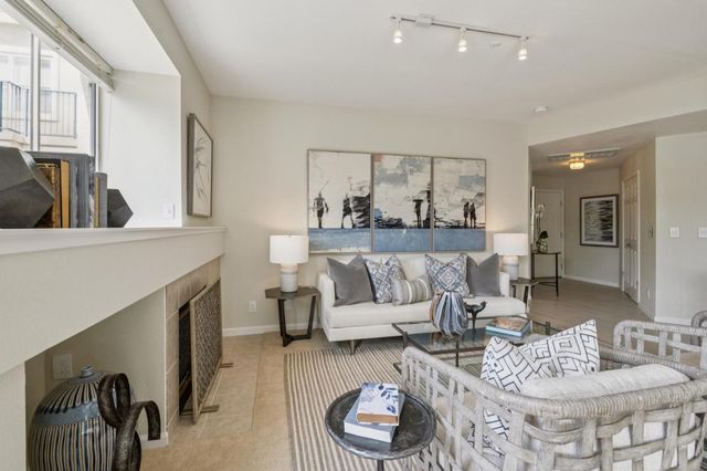 100 Baltic Circle 128, Redwood City, CA 94065