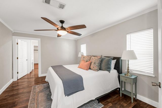 3302 North Avenue, Needville, TX 77461
