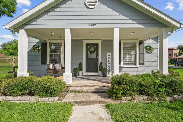 3302 North Avenue, Needville, TX 77461