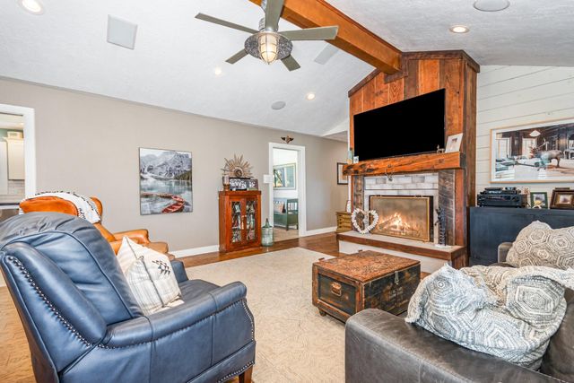 12009 Dannhaus Road, Needville, TX 77461