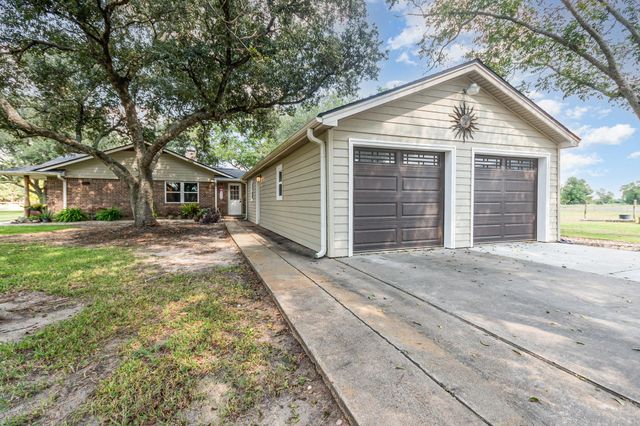 12009 Dannhaus Road, Needville, TX 77461