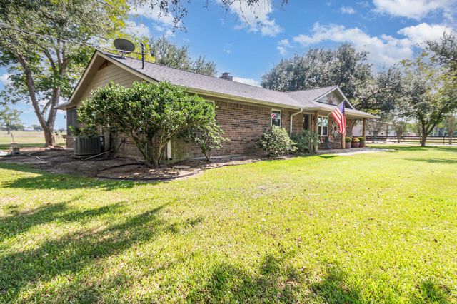 12009 Dannhaus Road, Needville, TX 77461