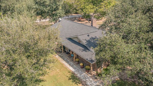 12009 Dannhaus Road, Needville, TX 77461