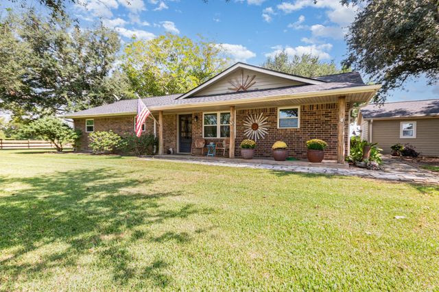 12009 Dannhaus Road, Needville, TX 77461
