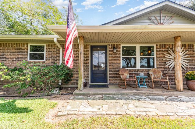 12009 Dannhaus Road, Needville, TX 77461