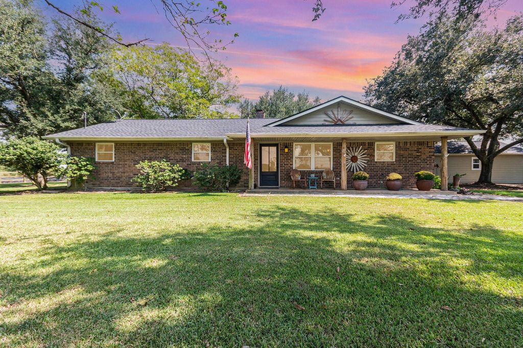 12009 Dannhaus Road, Needville, TX 77461