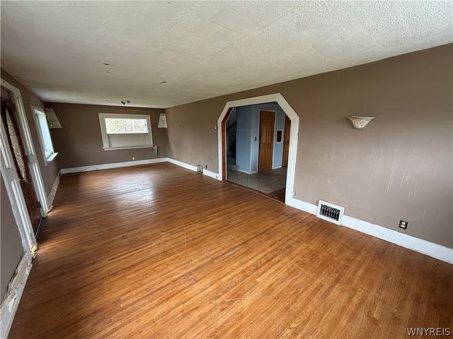2388 Lake Road, Porter, NY 14131