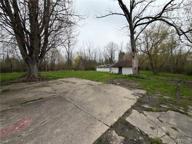 2388 Lake Road, Porter, NY 14131