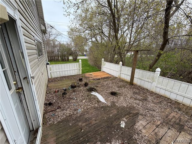 2388 Lake Road, Porter, NY 14131