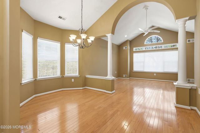2 Falstaff Drive, Manchester, NJ 08759