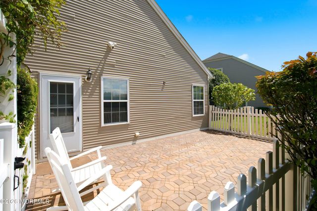 2 Falstaff Drive, Manchester, NJ 08759