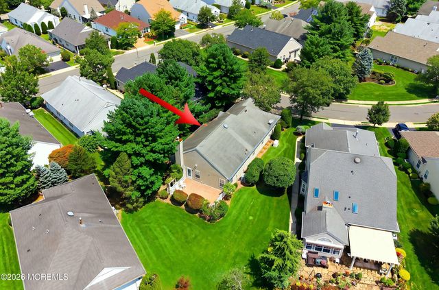 2 Falstaff Drive, Manchester, NJ 08759