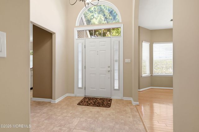 2 Falstaff Drive, Manchester, NJ 08759