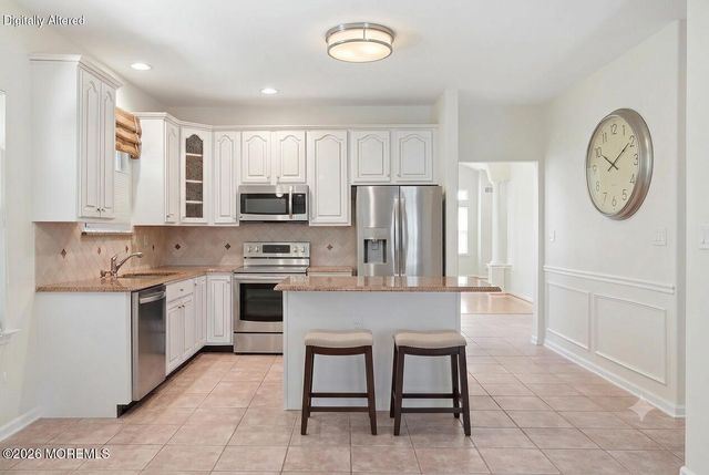 2 Falstaff Drive, Manchester, NJ 08759