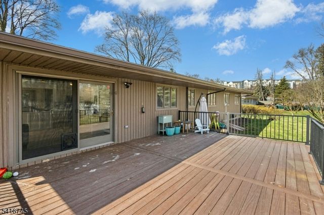 44 Maple Ave, Montville Twp., NJ 07058