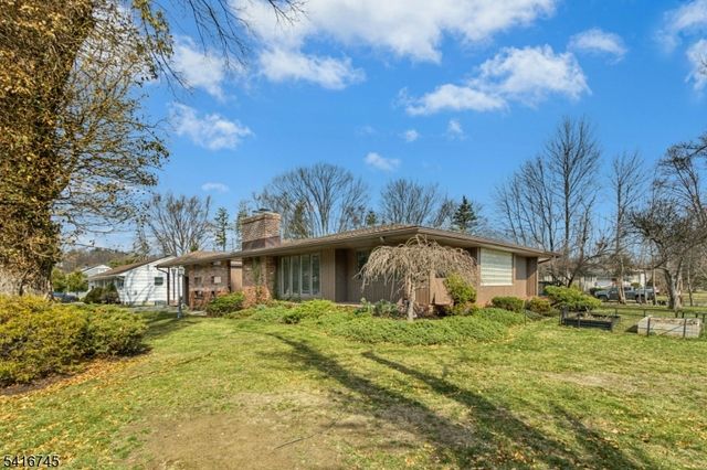44 Maple Ave, Montville Twp., NJ 07058