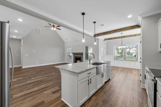 573 Bowden Drive, Clarksville, TN 37043