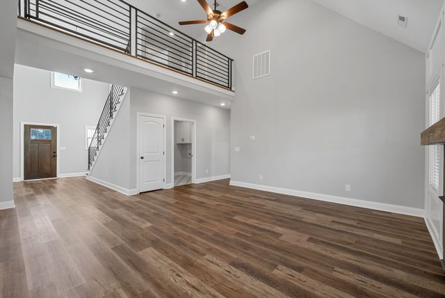 573 Bowden Drive, Clarksville, TN 37043