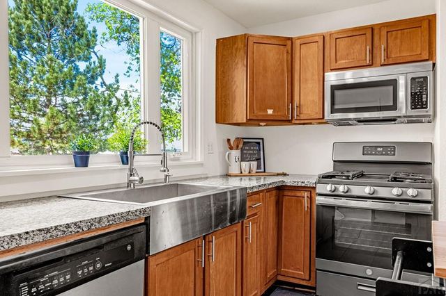 1535 Lexington Rd, Pueblo, CO 81001