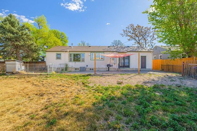 1535 Lexington Rd, Pueblo, CO 81001