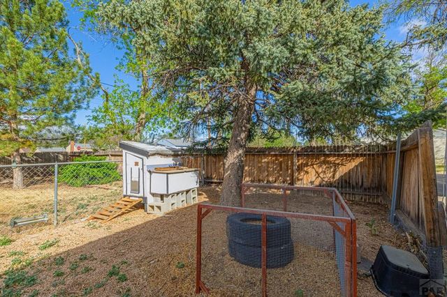 1535 Lexington Rd, Pueblo, CO 81001