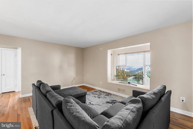 2612 ELMONT ST, Silver Spring, MD 20902