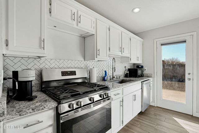 12904 ALFREDO APODACA Drive, El Paso, TX 79938