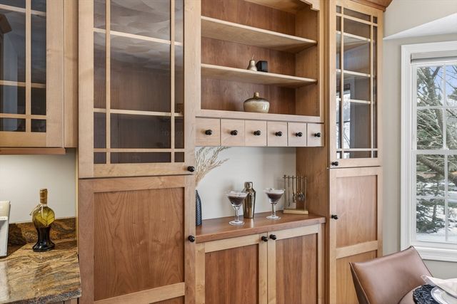 555 Main St 11, Woburn, MA 01801