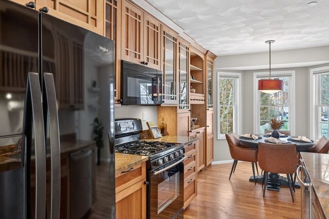 555 Main St 11, Woburn, MA 01801