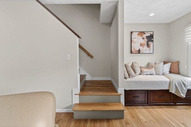 555 Main St 11, Woburn, MA 01801