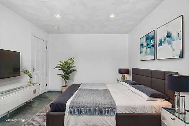 555 Main St 11, Woburn, MA 01801