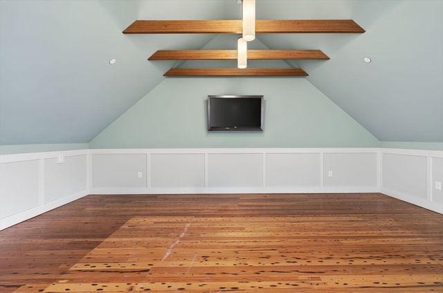 555 Main St 11, Woburn, MA 01801