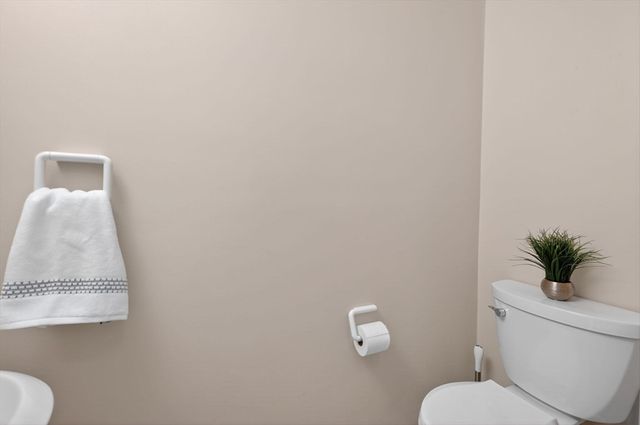 555 Main St 11, Woburn, MA 01801