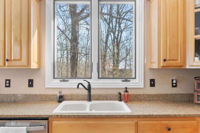 2063 Olde Gate Road, Nixa, MO 65714