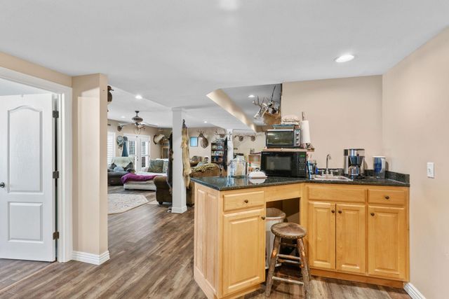 2063 Olde Gate Road, Nixa, MO 65714