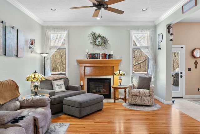 2063 Olde Gate Road, Nixa, MO 65714