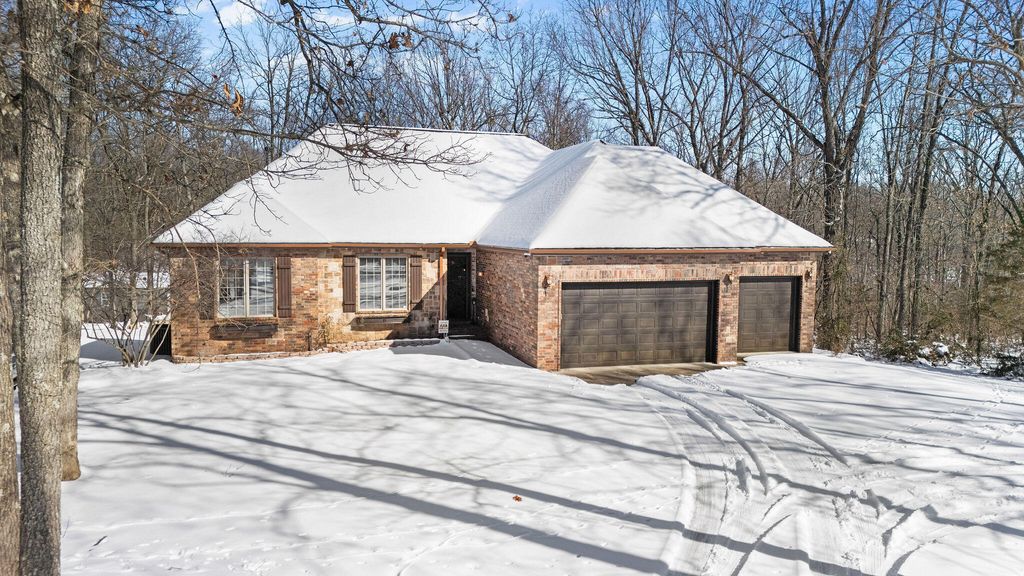 2063 Olde Gate Road, Nixa, MO 65714