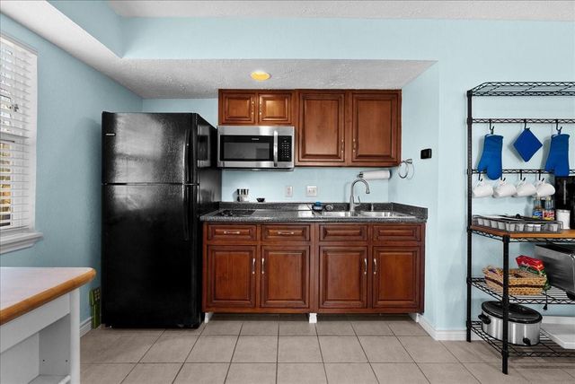510 Shore Acres Boulevard, La Porte, TX 77571
