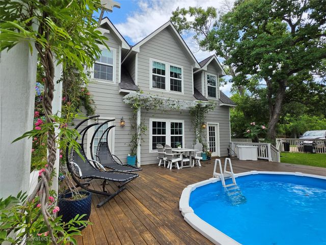 510 Shore Acres Boulevard, La Porte, TX 77571