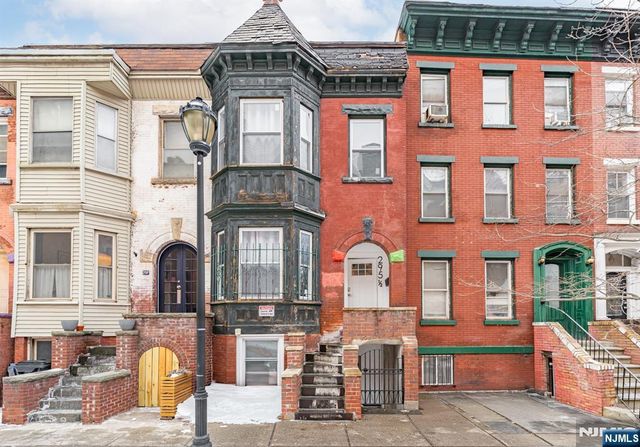 295 Dr Martin Luther King Jr Boulevard, Newark, NJ 07102