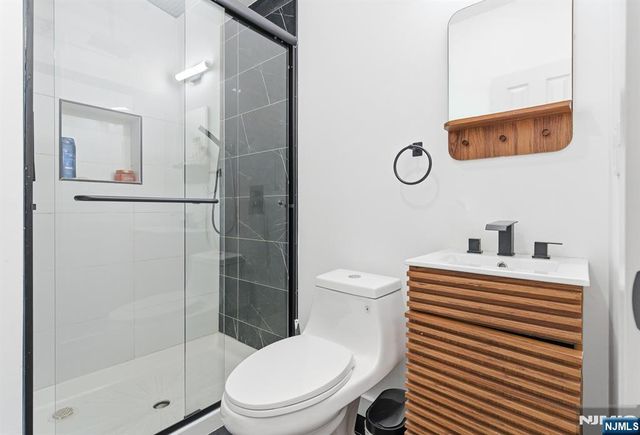 295 Dr Martin Luther King Jr Boulevard, Newark, NJ 07102